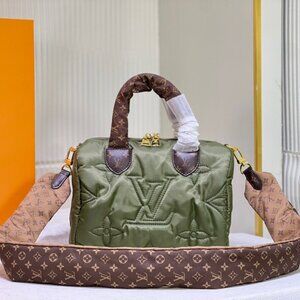 💎✨AUTHENTIC✨💎Louis Vuitton SPEEDY BANDOULIÈRE 25 bag